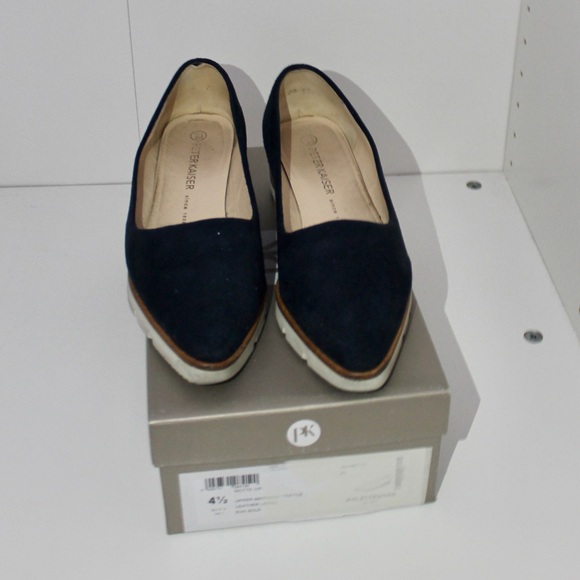 Shoes - Picture 2 of 5